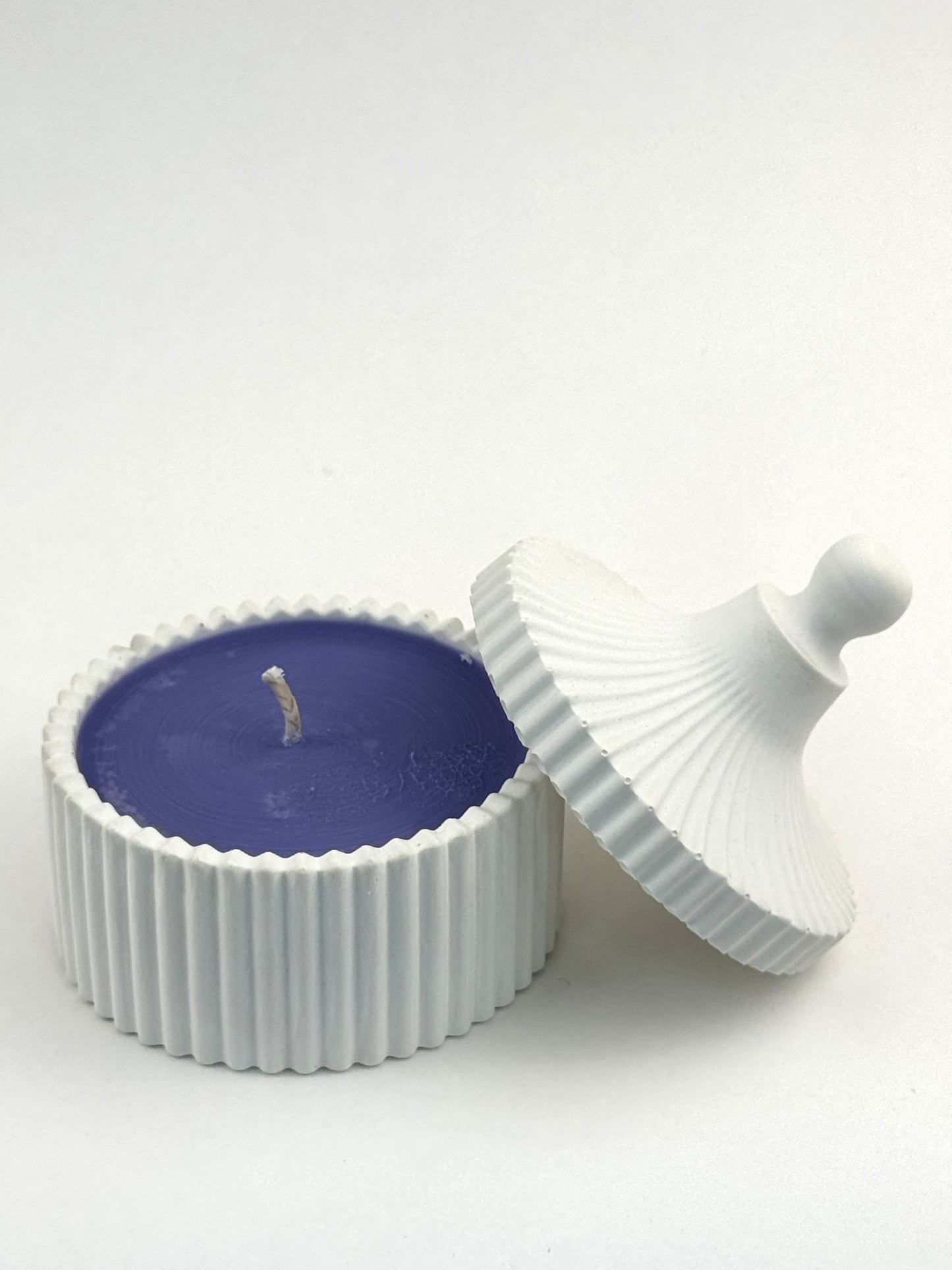 French Lavender — Hand-Cast Ribbed Jar Soy Candle with violet wax