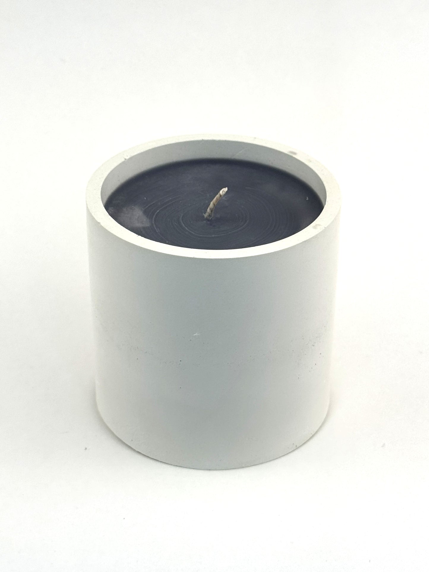 Sandalwood Amber — Hand-Cast Classic Cup Soy Candle with black wax